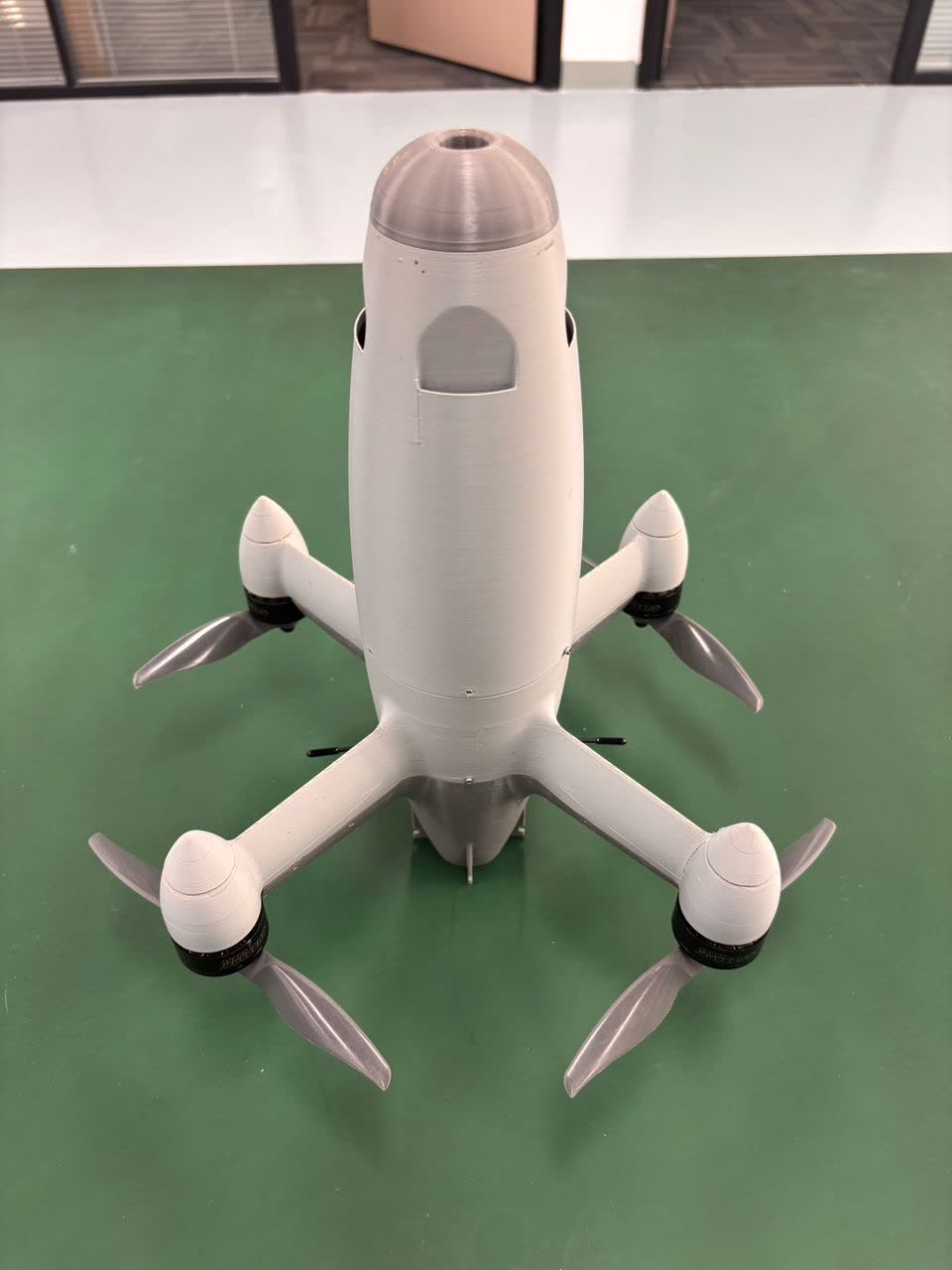 AMIRTECH VTOL prototip — atölye çekimi